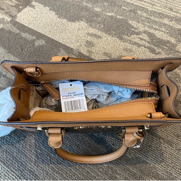 Michael Kors Bag (Dillon) NWT - Picture 3 of 5